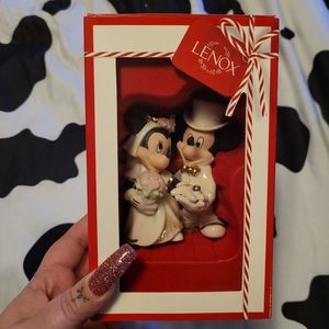Disney Lenox Minnie's Dream Wedding Ornament